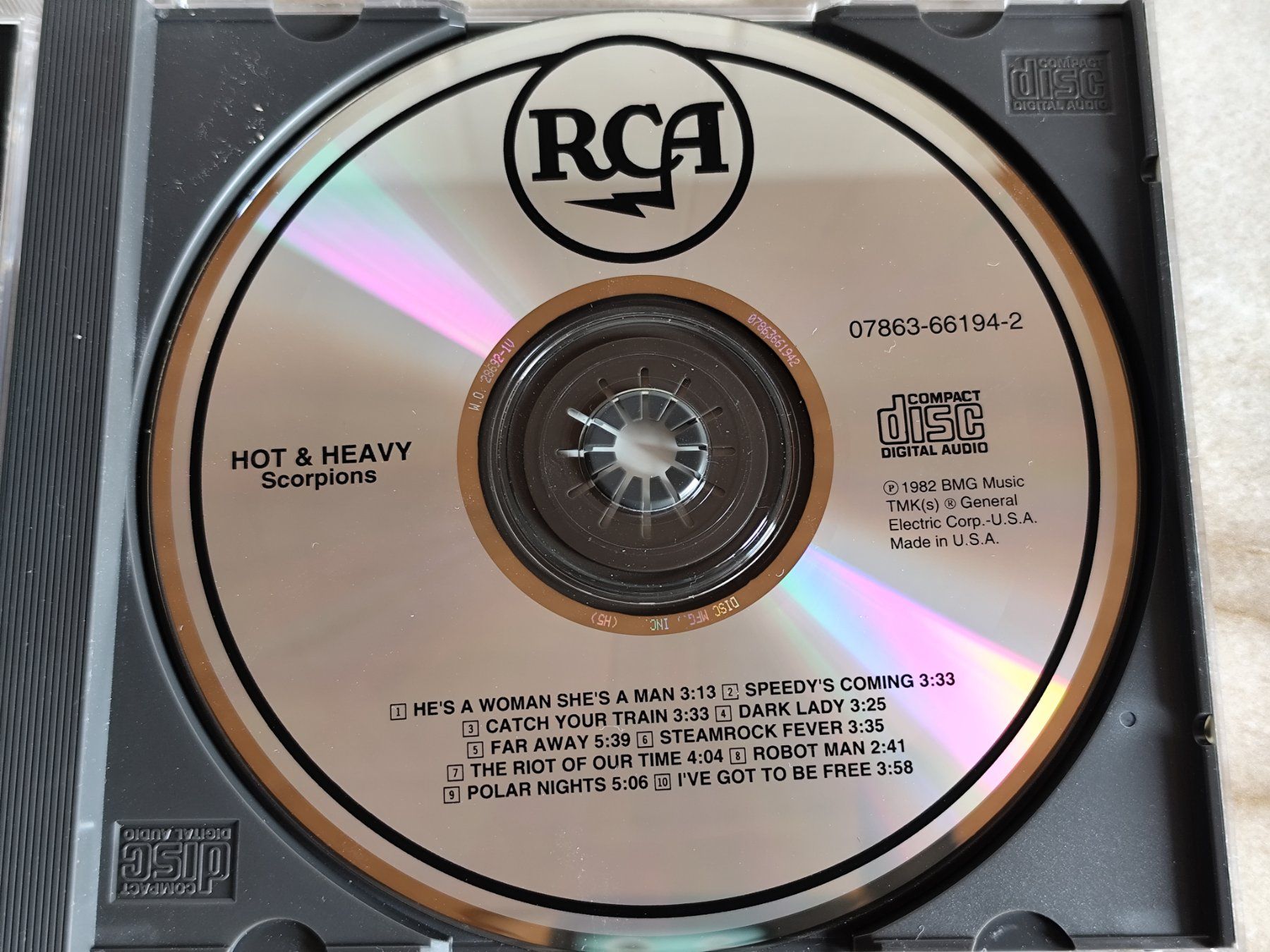CDs: SCORPIONS - HOT & HEAVY - RCA Records 1982 – Neu (gemäss Beschreibung) aus Ermenswil von easyric 1