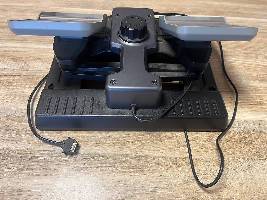 Controller: Flight Rudder Pedals Logitech – Gebraucht aus Halden von asc_svq6 1