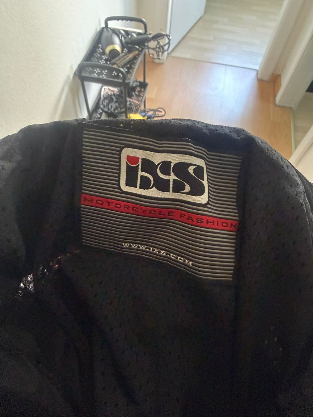 Jacken: Richa Motorradjacke, Grösse L, Schwarz – Gebraucht aus Nidau von Mattia_Cordella 5