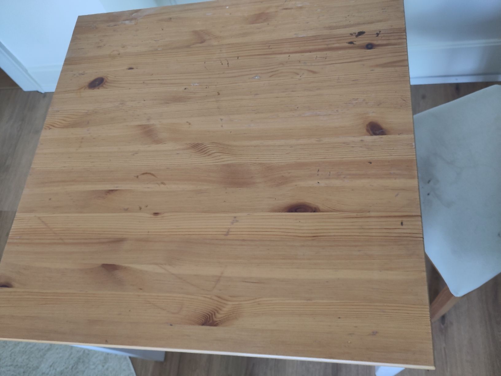 Ikea Scrivanie: Ikea Arbeitstisch und Stuhl – Usato da Aarau venduto da hub_9ftc 1