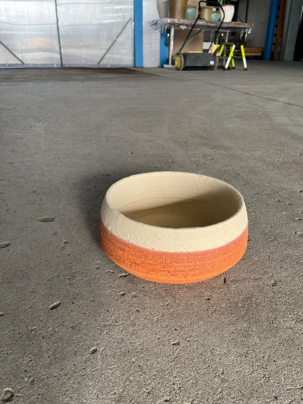 Vasi per fiori: Schale orange& beige Ø25/12 – Nuovo (secondo la descrizione) da Allmendingen b. BE venduto da Luwasa.Interhydro