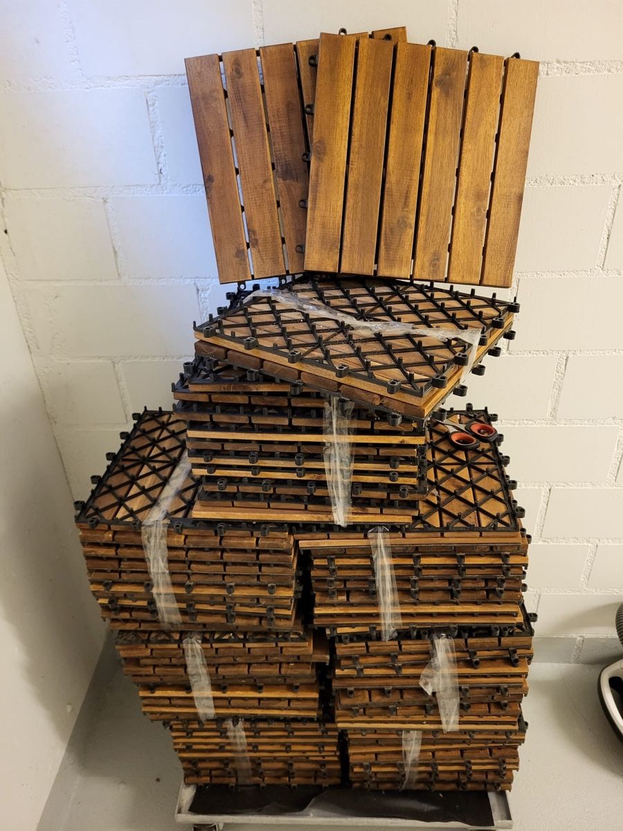 Coop Revêtements de sol: Schöne Holz Terassen Platten – D'occasion à Oberentfelden par Scarlett_ 5
