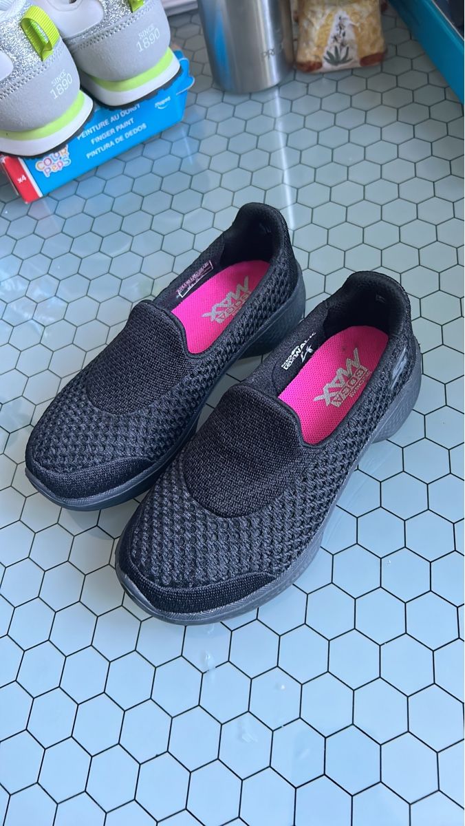 Skechers Scarpe per ragazze: Skechers GOwalk Max Grösse 28 – Nuovo (secondo la descrizione) da Winterthur venduto da vla_kl77