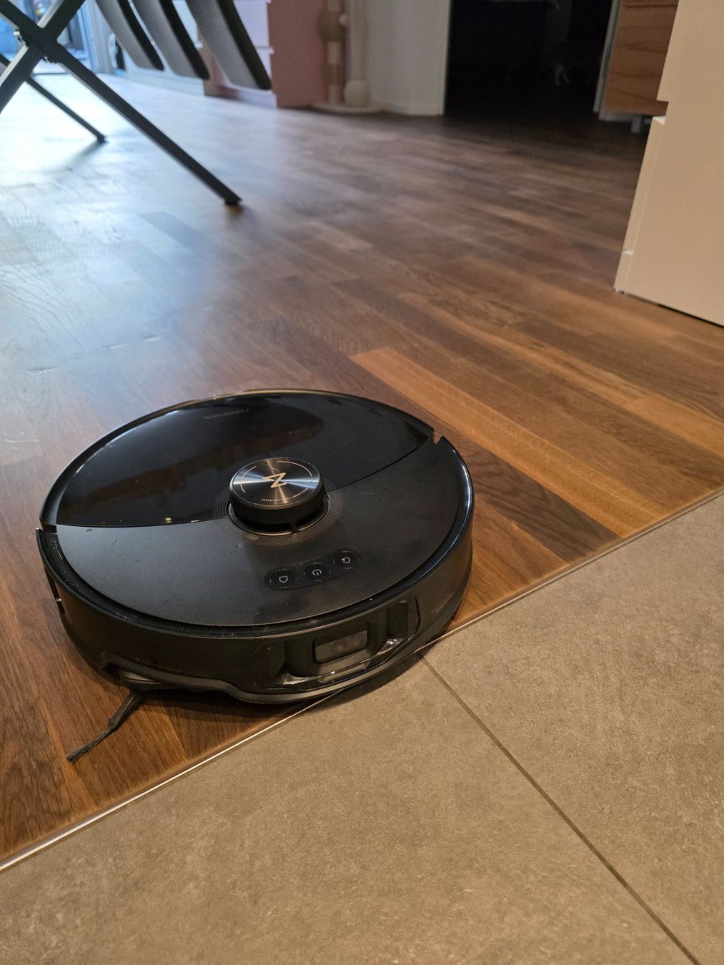 Roborock Aspirapolveri & Accessori: RoborockS8 MaxV Ultra black – Usato da Aarburg venduto da raffael10 3