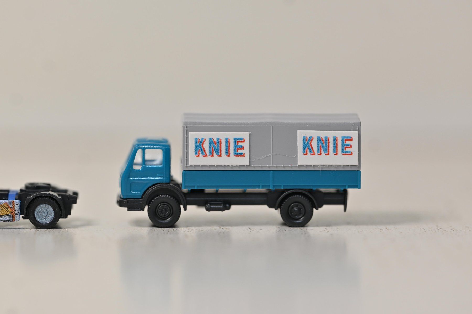 Trains électriques: LKW Zirkus Knie Spur N – D'occasion à Laupen ZH par Zmoewe 1