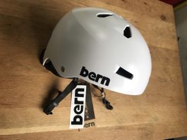 Bern Macon mens L-XL Sports Helm ungebraucht