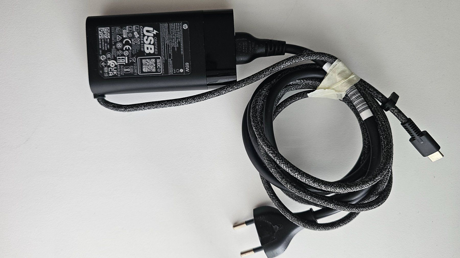 Caricabatterie: HP USB-C Netzteil 65W guter Zustand – Usato da Fislisbach venduto da tma_h6fr