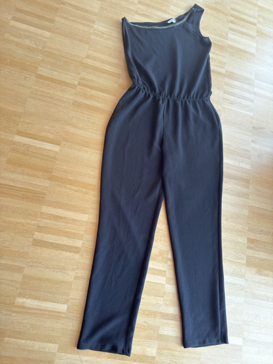 Tute: Schwarzer Einteiler/Jumpsuit Clockhouse Gr. 42 – Usato da St Gallen venduto da Berta343 3