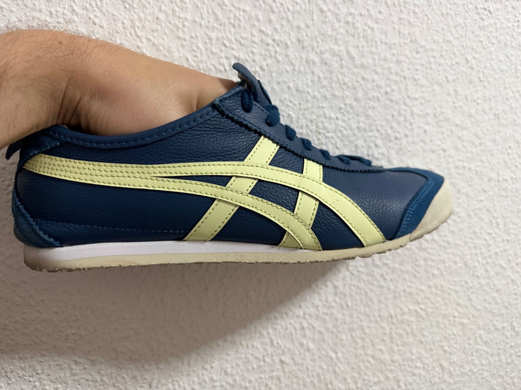 Onitsuka Scarpe da uomo: Onituska Tiger 66 – Usato da Dietlikon venduto da privat964