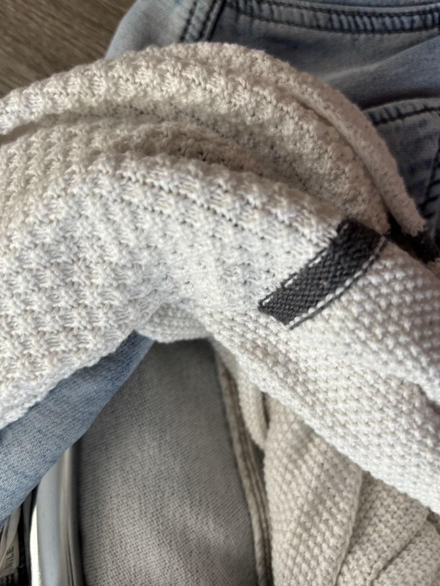 Nile Foulard & Sciarpe: NILE Loopschal wollweiss/grau – Usato da Aarwangen venduto da jbl_y8z7 1