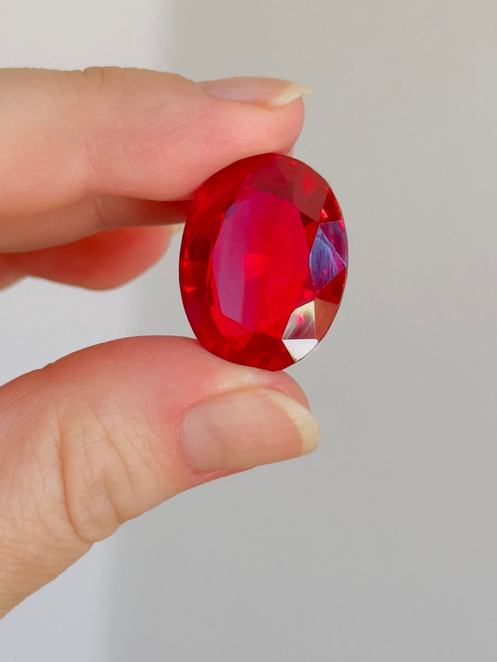 Pietre preziose: Certified 43.40 Ct – Nuovo e nell'imballaggio originale da Genève venduto da AWWA 2