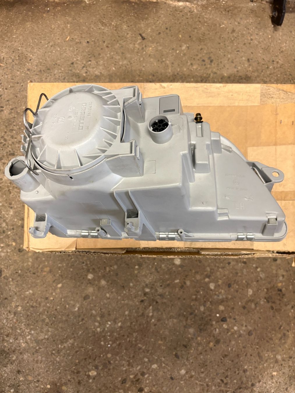 Opel Fari: Opel Omega A Scheinwerfer NEU – Nuovo (secondo la descrizione) da Gossau SG venduto da Sekki0407 1