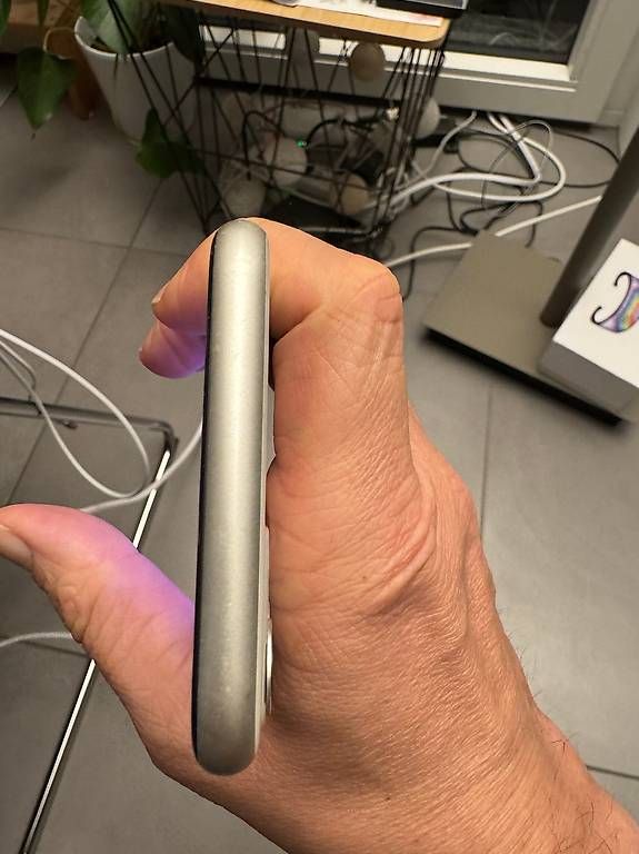 Apple Telefoni cellulari / Smartphones: iPhone 11  État 100% d Origine – Usato da Châtel-St-Denis venduto da Tymlou 1