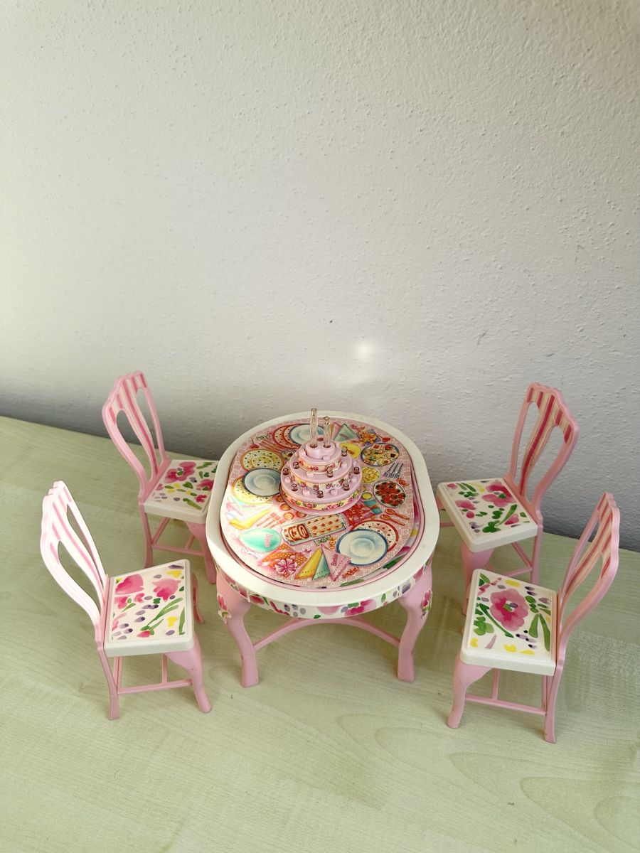 Bambole: Vintage Barbie Esszimmer Garnitur – Usato da Zürich venduto da Kat_5557 2