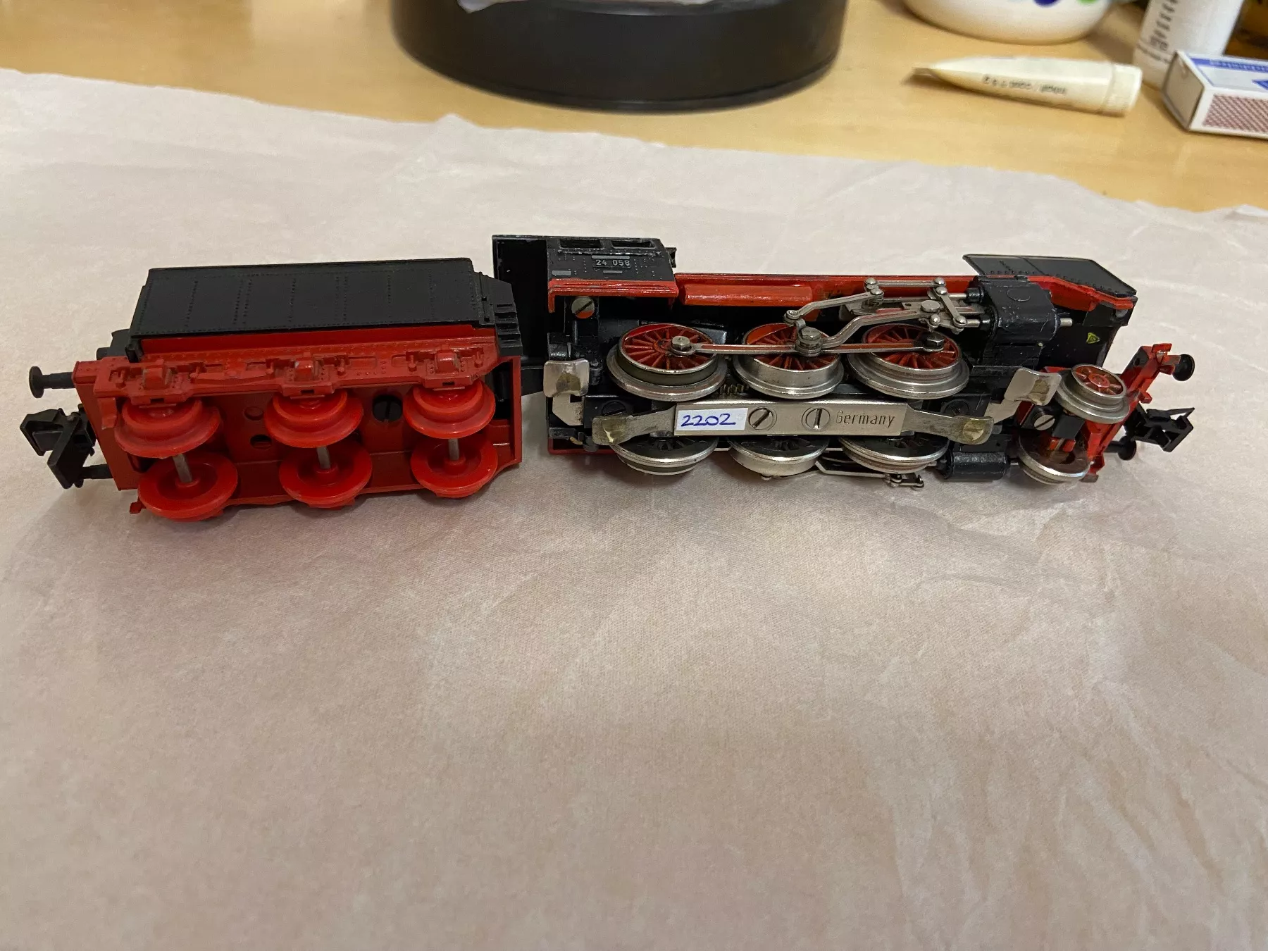 Trix Modellini di ferrovie: Trix Express 2202 BR 24 058 – Usato da Basel venduto da Relaphe 5