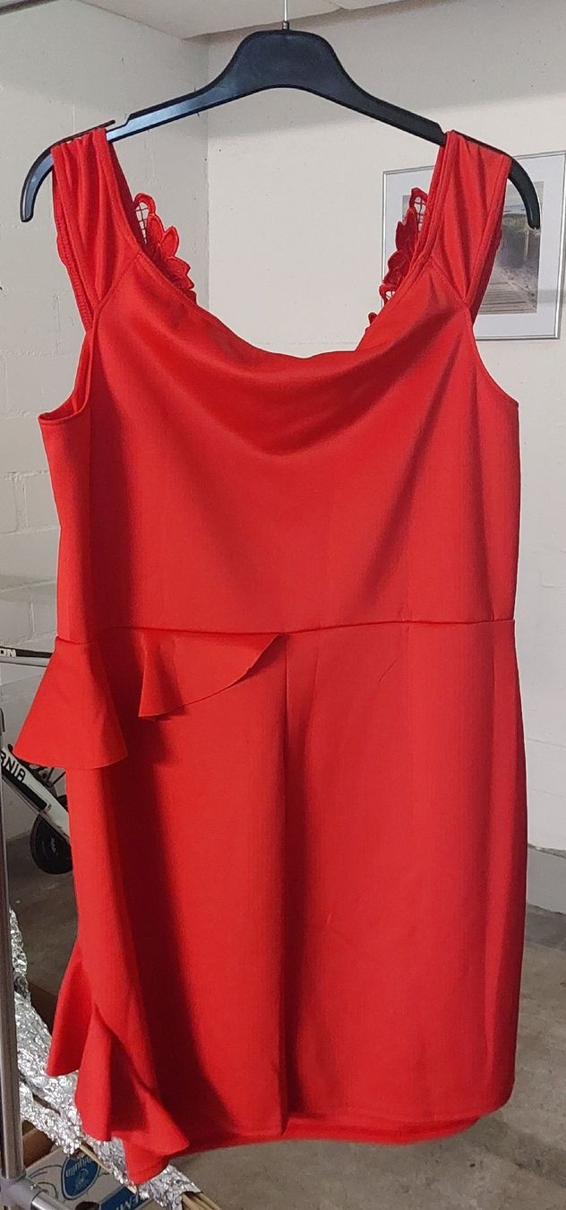 Vestiti: Elegantes Kleid – Nuovo (secondo la descrizione) da Wislikofen venduto da Ana.Gomes 4