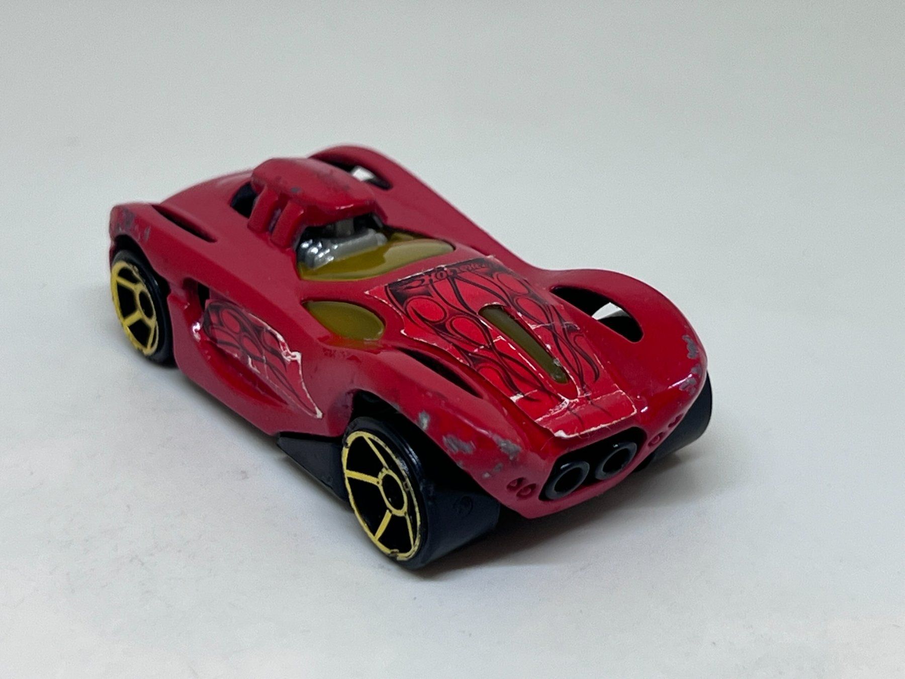 Hot Wheels Modellini d'auto: Hot Wheels McDonald's 16 Angels #586 – Usato da Wildegg venduto da LaaBoutique 2