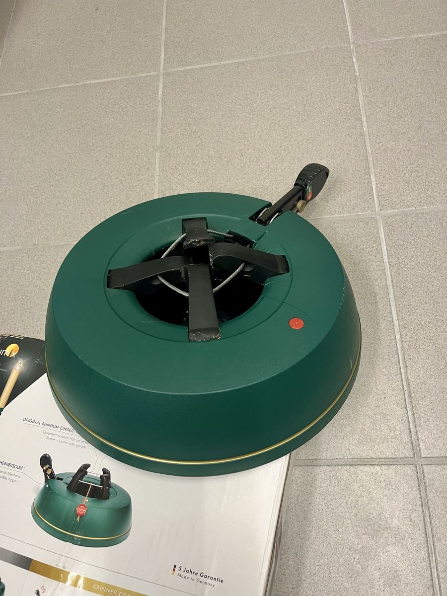 Krinner Basi per albero di Natale: WEIHNACHTSBAUMSTÄNDER KRINNER BASIC M TOP 3 LITER WASSERINH. – Nuovo (secondo la descrizione) da Thun venduto da fioruccio 5