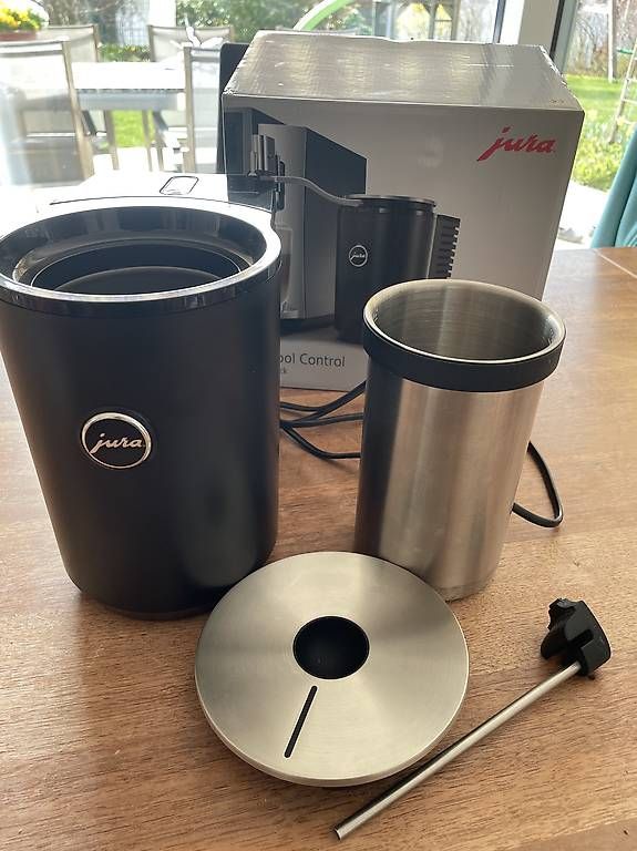 Kaffeemaschinen & Espressomaschinen: Jura Milchbehälter Cool Control 1.0 l, Schwarz – Gebraucht aus Bazenheid von josiba_6
