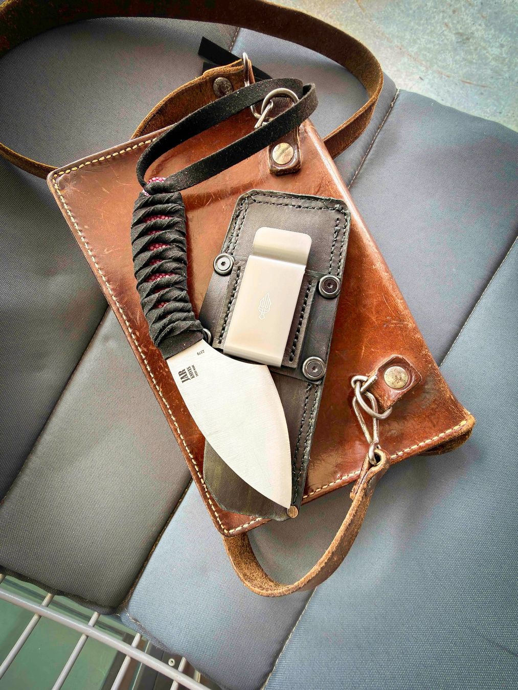 Zubehör: JAR KNIVES "SCORPION" 2379 Stahl 60 HRC 1/1 – Neu (gemäss Beschreibung) aus Reinach AG von JAR_K 2