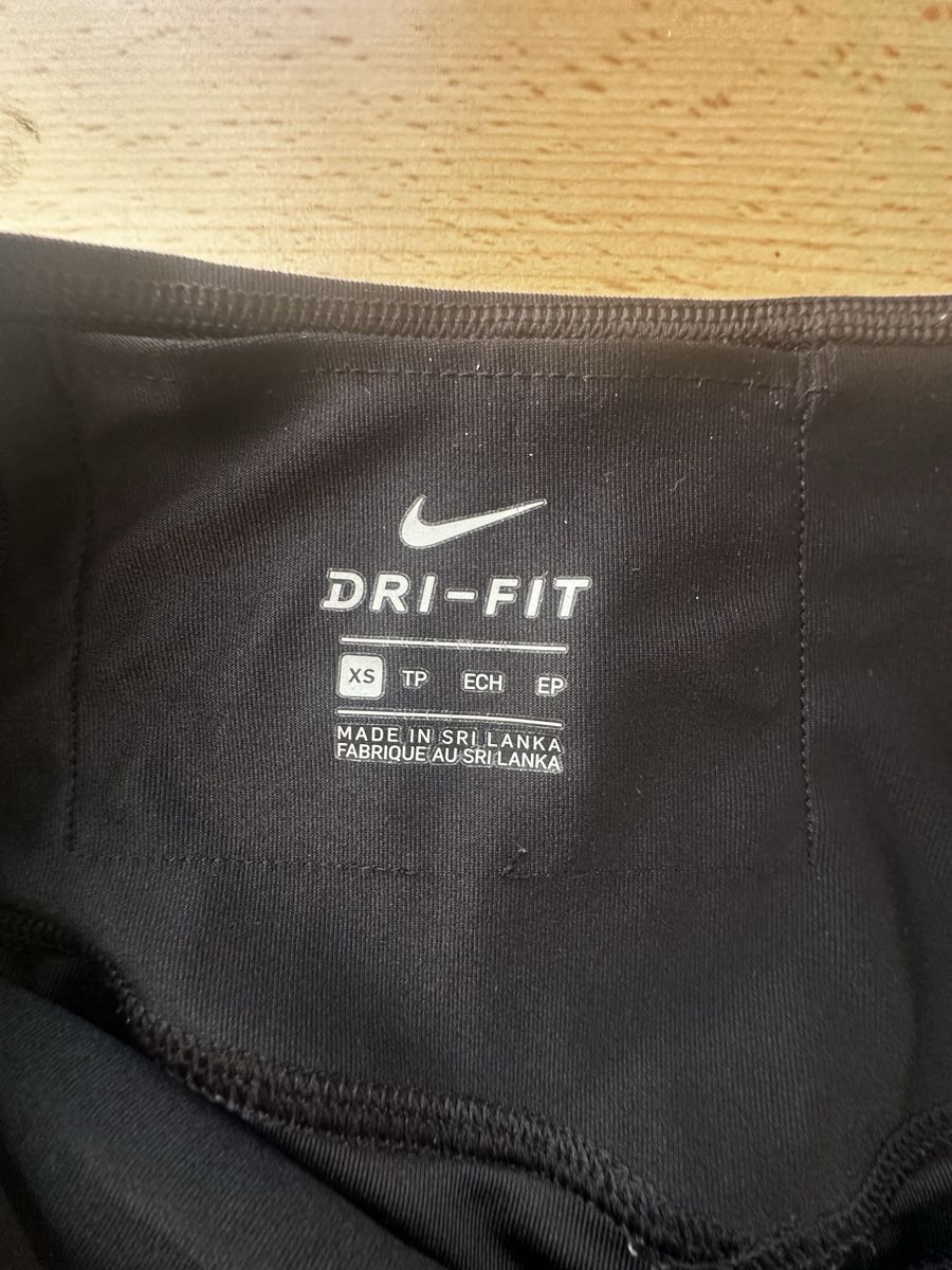 Nike Leggings: Nike Lauftights Grösse XS – Usato da Lampenberg venduto da Graziella_ 1