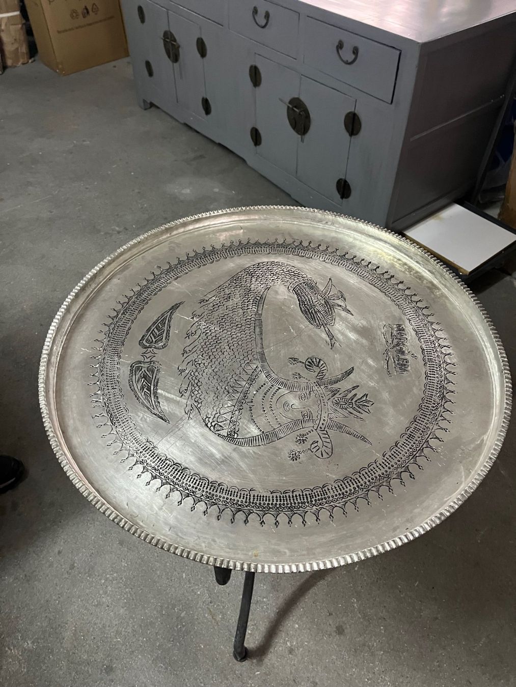 Tavoli: Runder Metalltisch mit Tablett | LIQUIDATIONSVERKAUF – Nuovo (secondo la descrizione) da Cham venduto da mjg1901 2