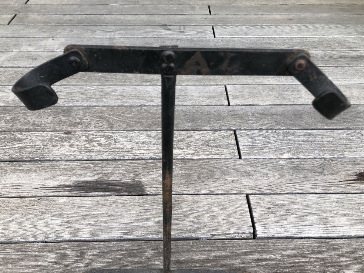 Cavalletti per biciclette: Sehr alten Veloständer – Usato da Sirnach venduto da Gozogo 4