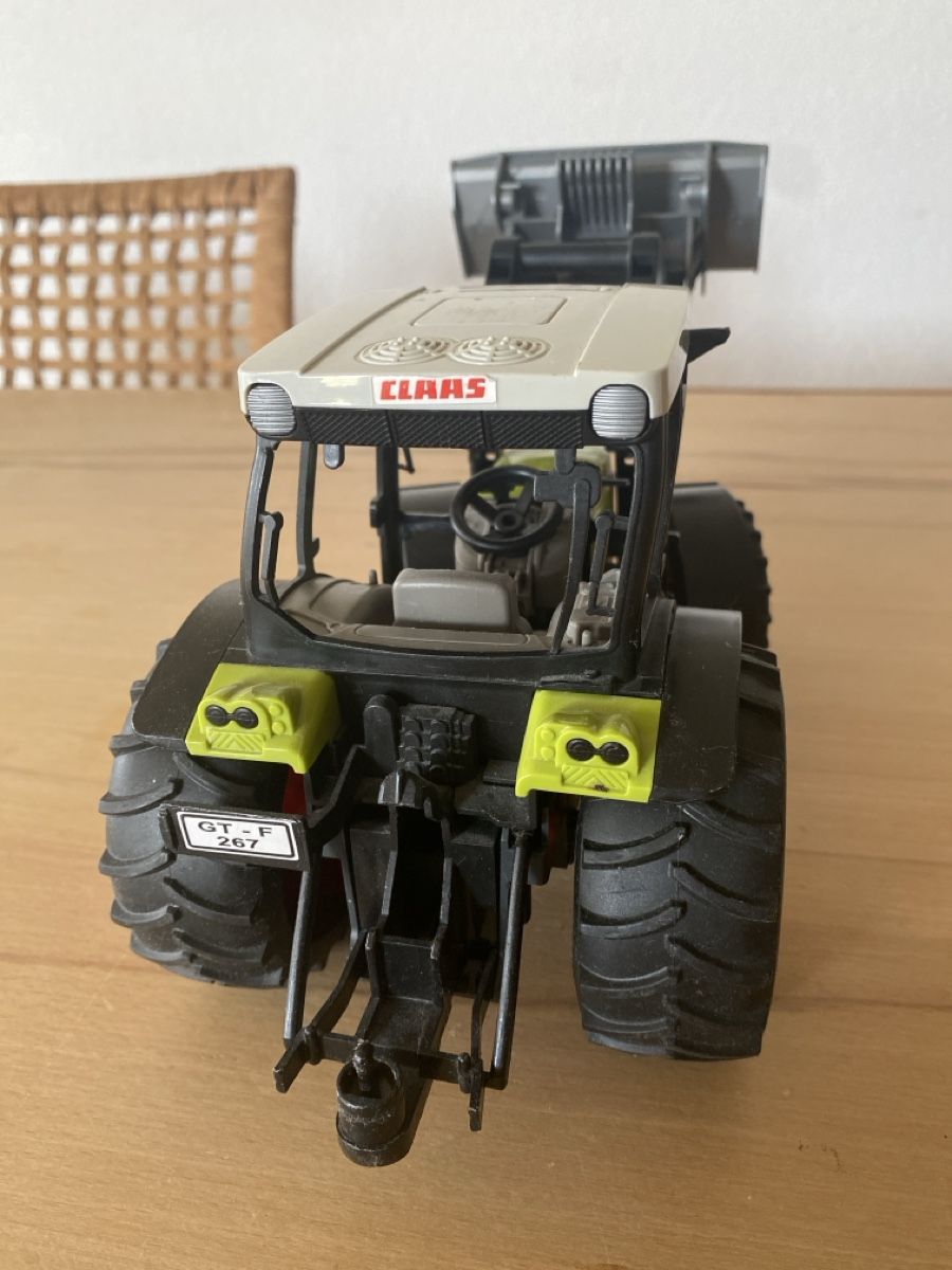 Giocattoli: Spielzeugtraktor Claas Nectis 267 Frontlader  – Usato da Zumikon venduto da Teuchter 1