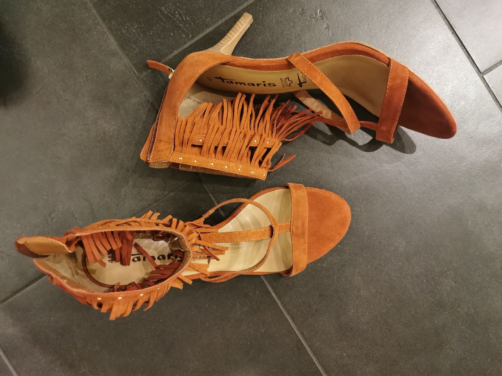 Tamaris Damenschuhe: Tamaris Stilettos Gr. 41 – Neu (gemäss Beschreibung) aus Sursee von Ventiduese 1