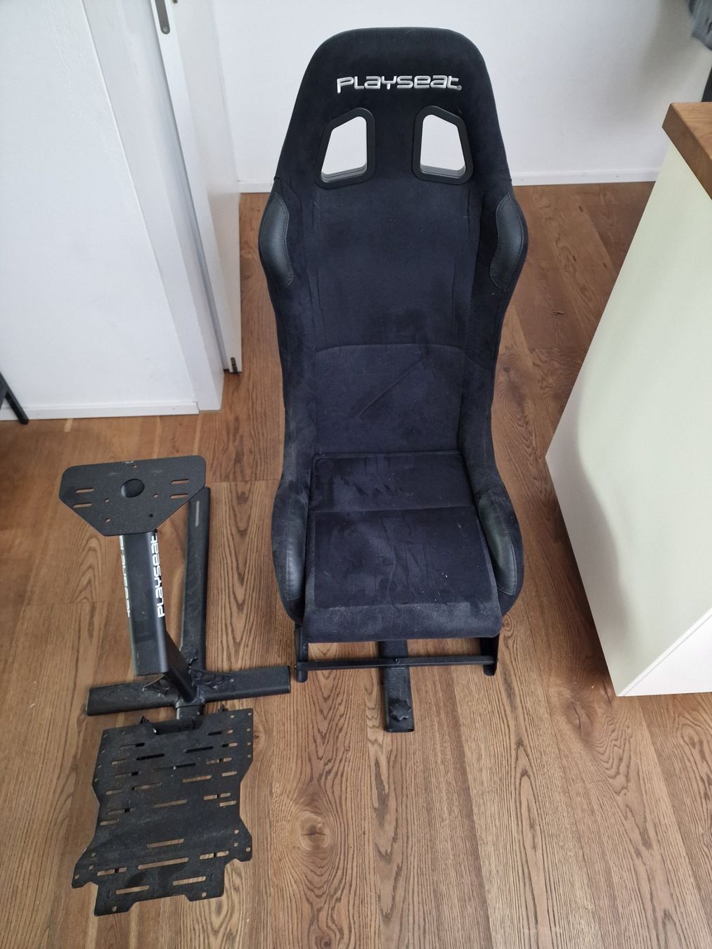 Thrustmaster Controller: Playseat F1 Rig mit Thrustmaster Lenkrad & Pedale+Bodenmatte – Usato da Dübendorf venduto da Youtek_pro 1