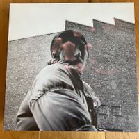 Aldous Harding – Warm Chris