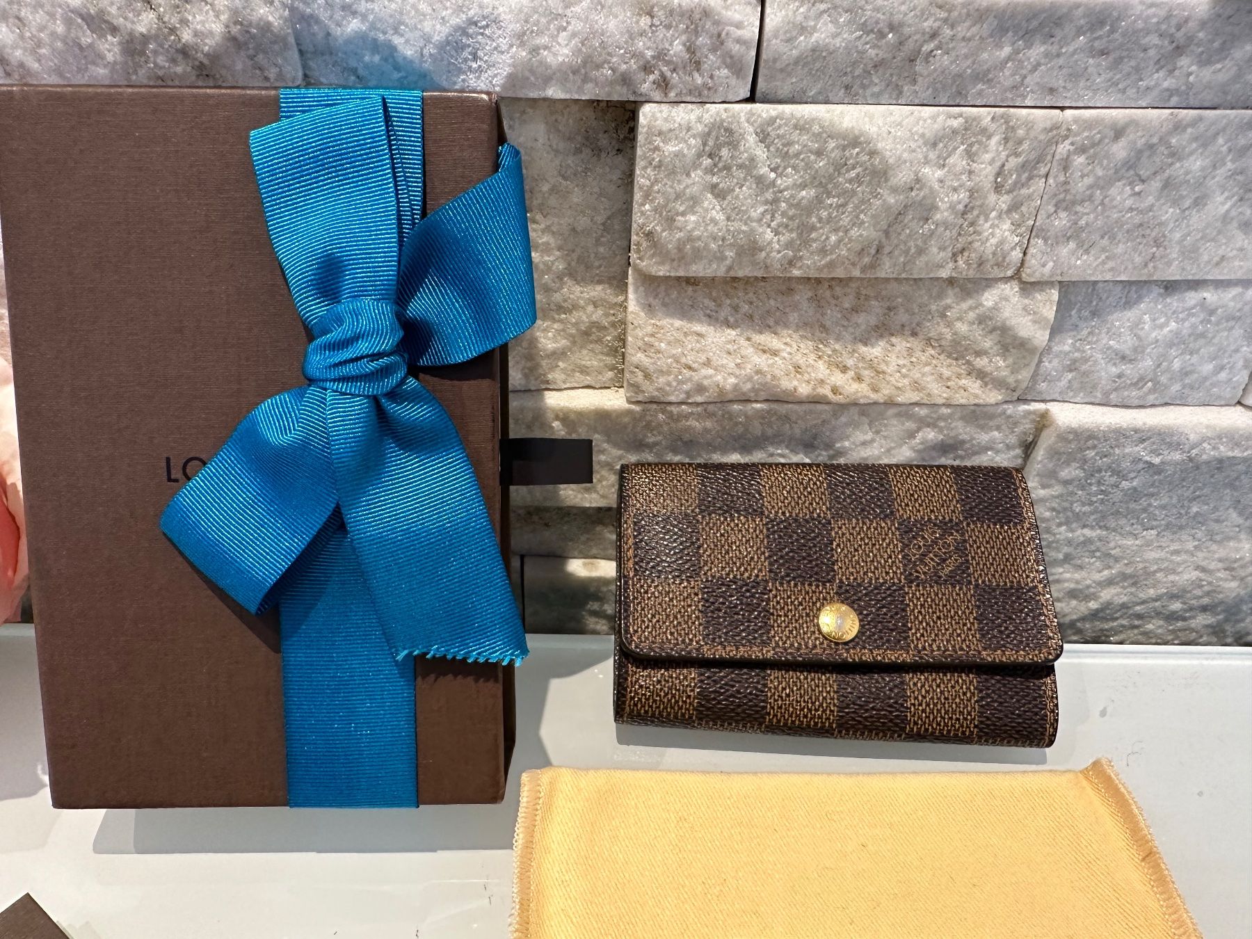 Louis Vuitton Portachiavi: Louis Vuitton Schlüsseletui - Nr. 964 – Usato da Hittnau venduto da LuxAndMore 2
