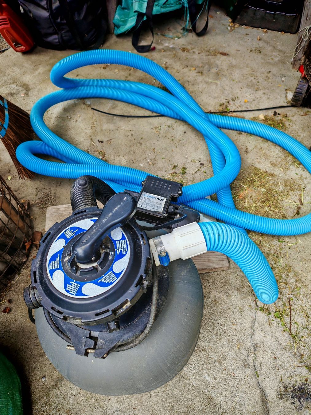 Accessori per Piscine: Waterman Poolpumpe Sandfilteranlage 200W  – Usato da Kastanienbaum venduto da Holzlaubi