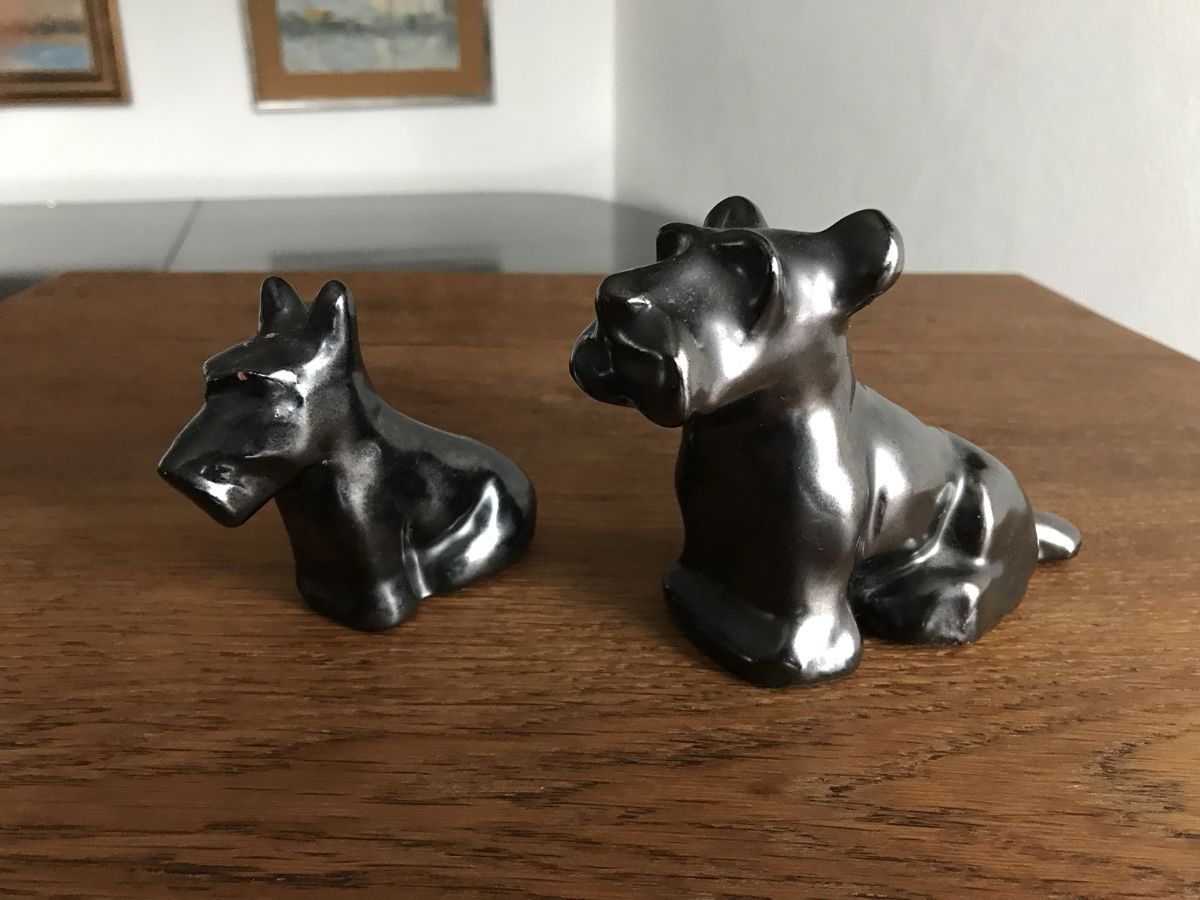 Sculture & Statue: 2 statuettes de chien en terre cuite – Usato da Villeneuve VD venduto da sim_q5hp 4