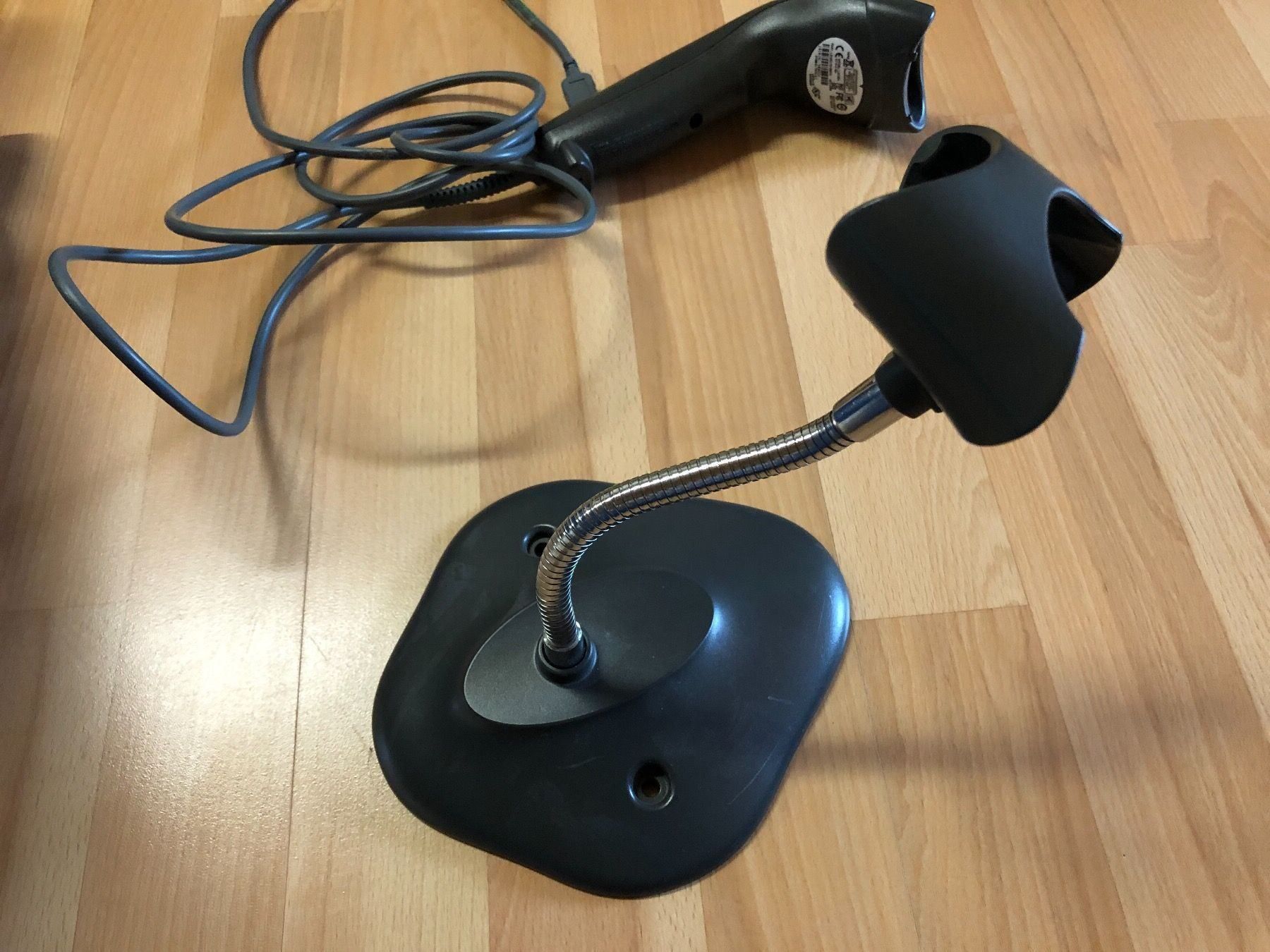 Scanner: Universal Bar Code Scanner LS1203 – Gebraucht aus Russikon von  3