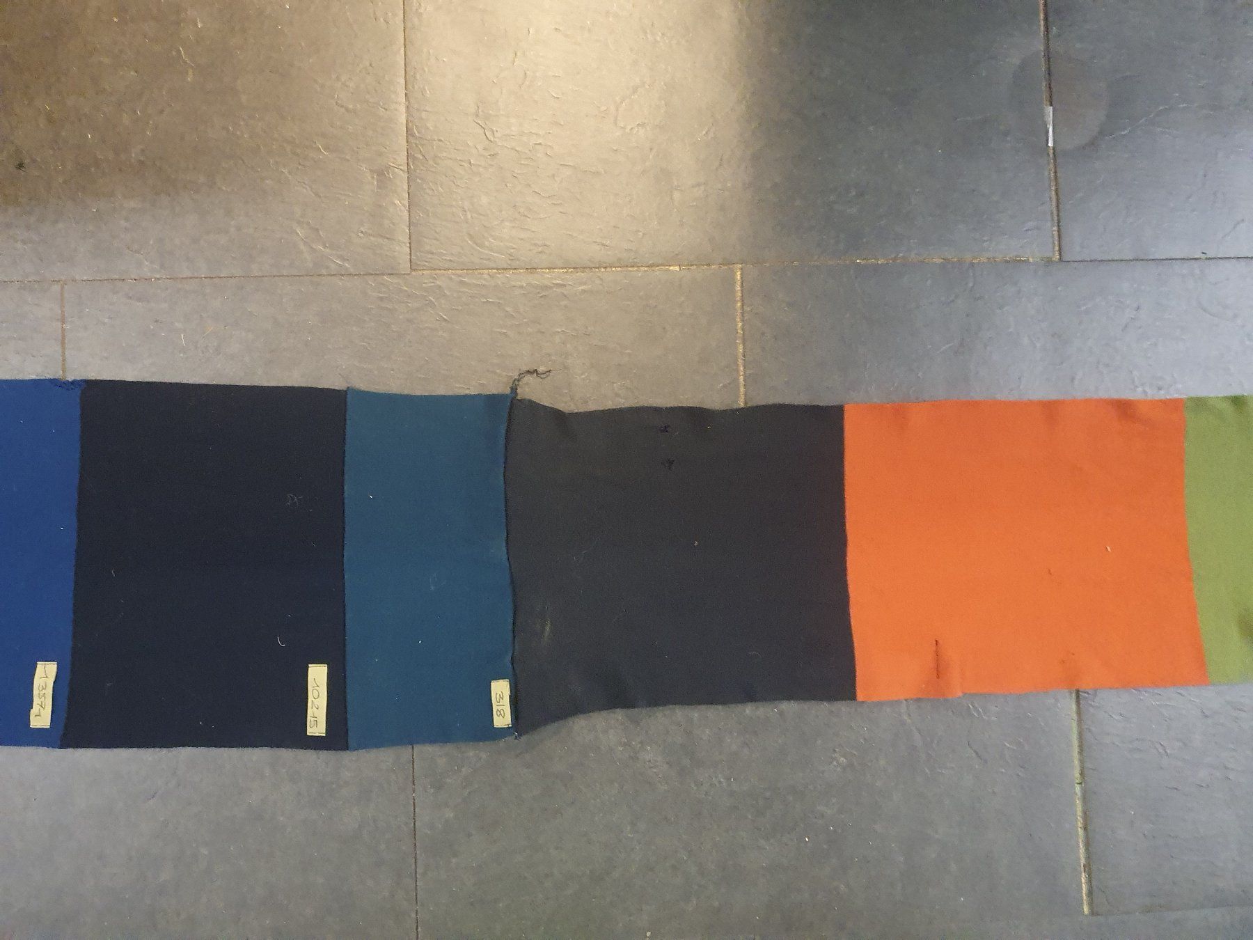 Foulard & Sciarpe: Flickenschaal mehrfarbig 360 x 30 cm – Usato da Zürich venduto da loosebone 8