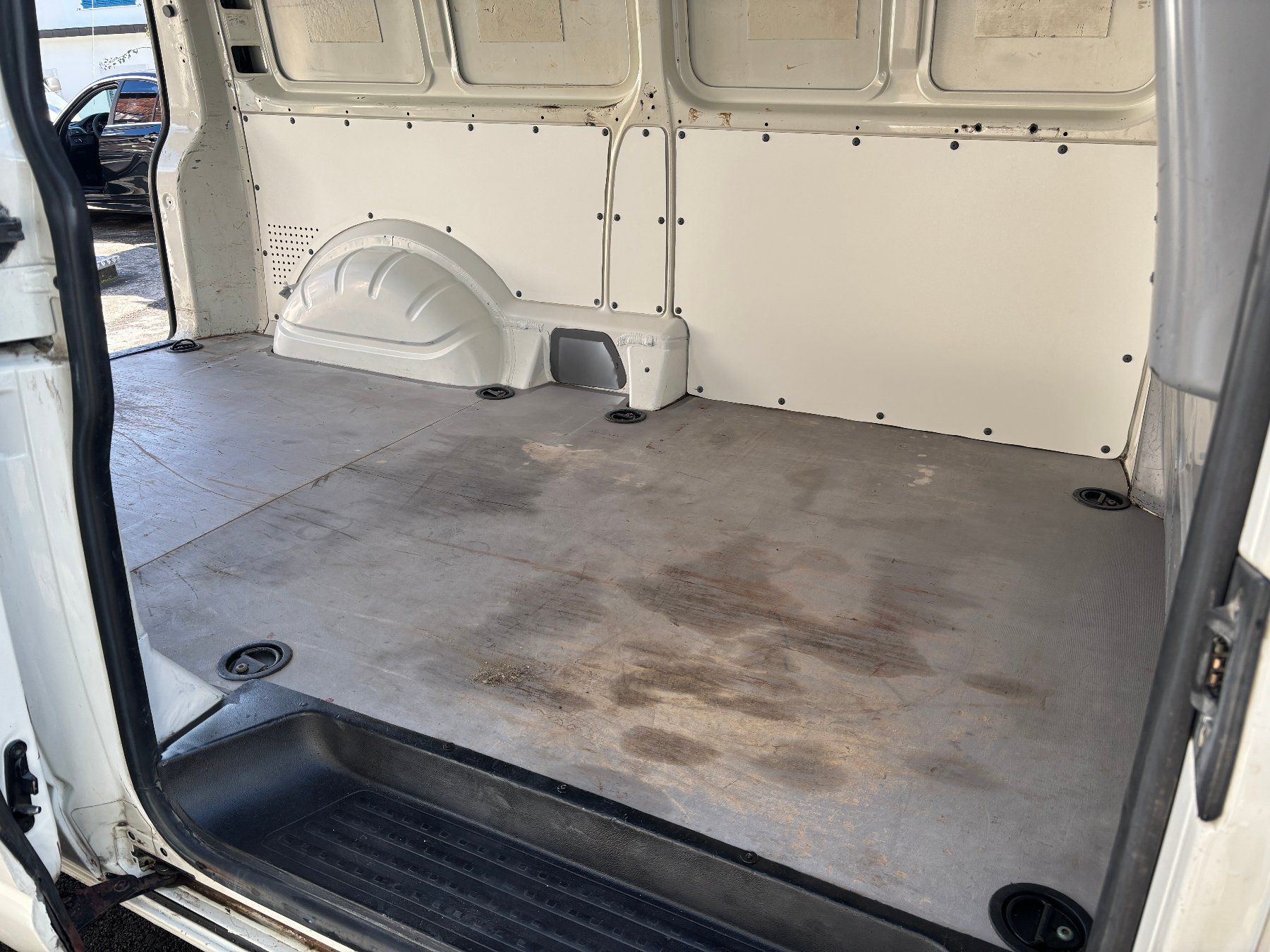 VW Nutzfahrzeuge: VW T5 1.9 Tdi – Gebraucht aus Gams von mir_n5kk 8