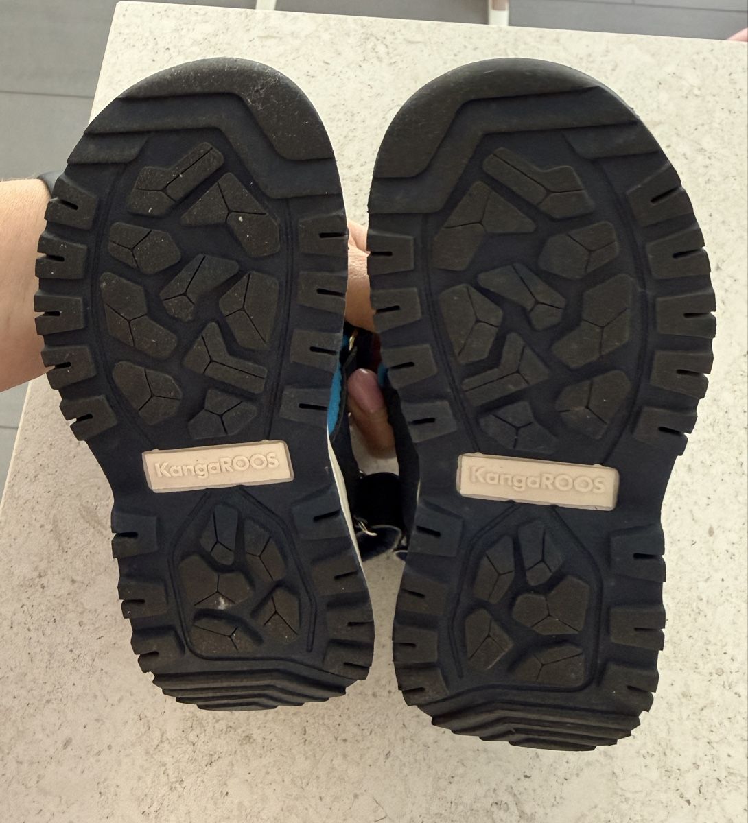 Scarpe per ragazzi: KangaROOS Sandalen Kinder Grösse 25 – Usato da Lufingen venduto da Hafula 1