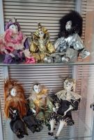 6 Clowns, Porzellanköpfe, bunte Kleider, Puppen, Dekoration
