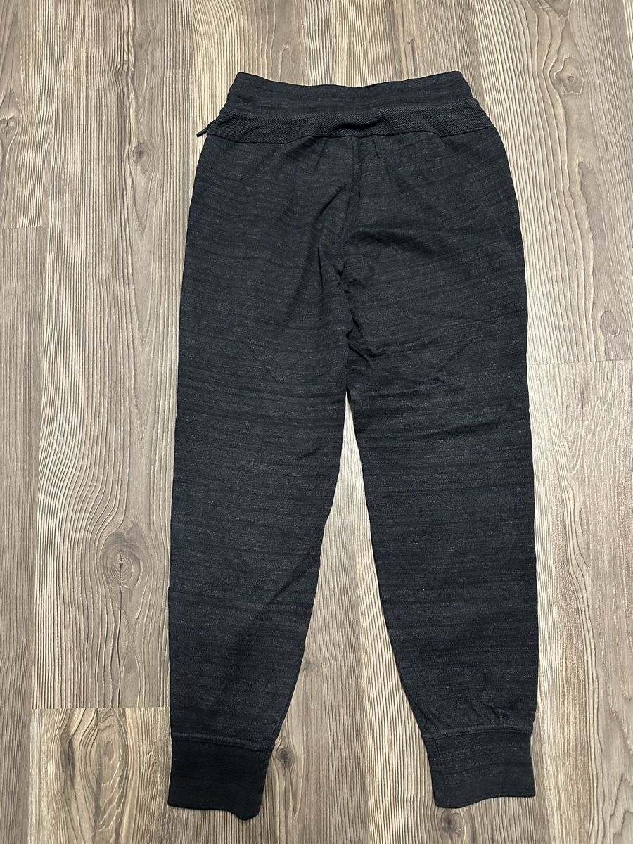 Nike Pantaloni: Nike Jogginghose Gr. XS – Usato da Schaanwald venduto da ael248 2