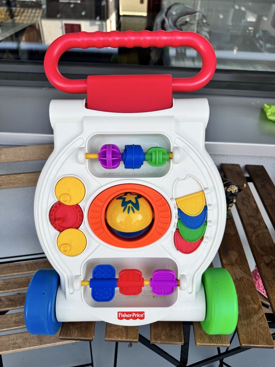Fisher-Price Giocattoli: Fisher-Price Walker good condition multicolor – Usato da Baar venduto da Salome_Zbinden