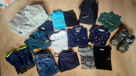 Lot d'habits taille 116