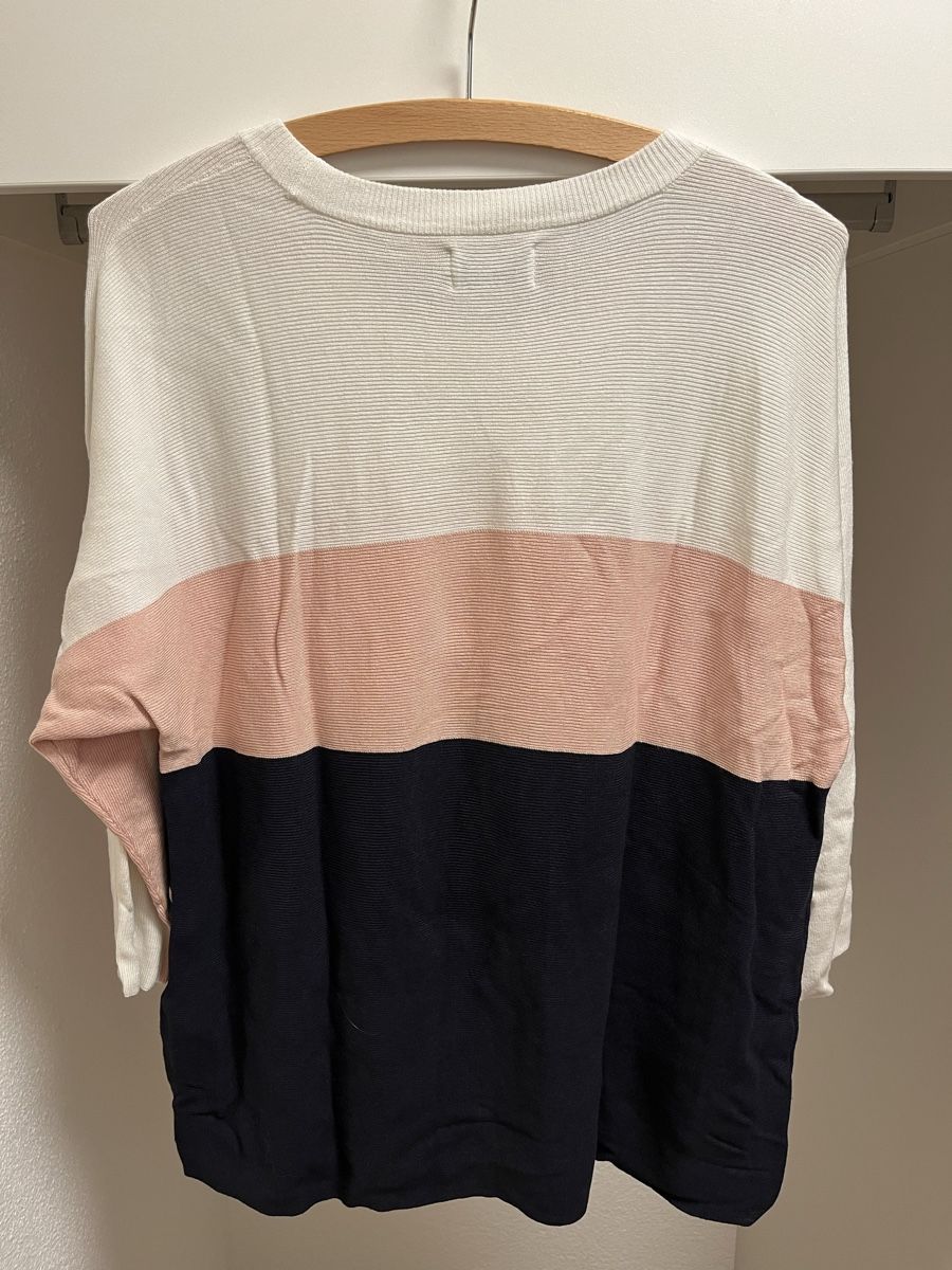 Only Pullover & Sweatshirts: ONLY Pullover Gr.L – Gebraucht aus Wil SG von mar_2jrf 2