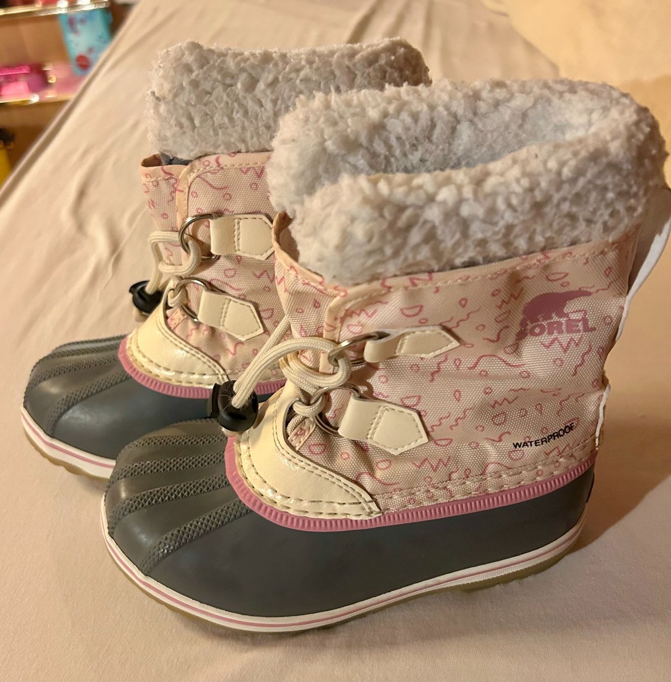 Scarpe per ragazze: Schneestiefel Sorel Grösse 29 – Usato da Rickenbach SZ venduto da stef2987