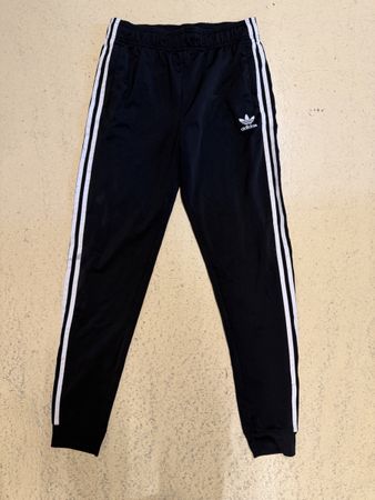 Adidas Jogginghose, schwarz mit Streifen, Top Zustand!
