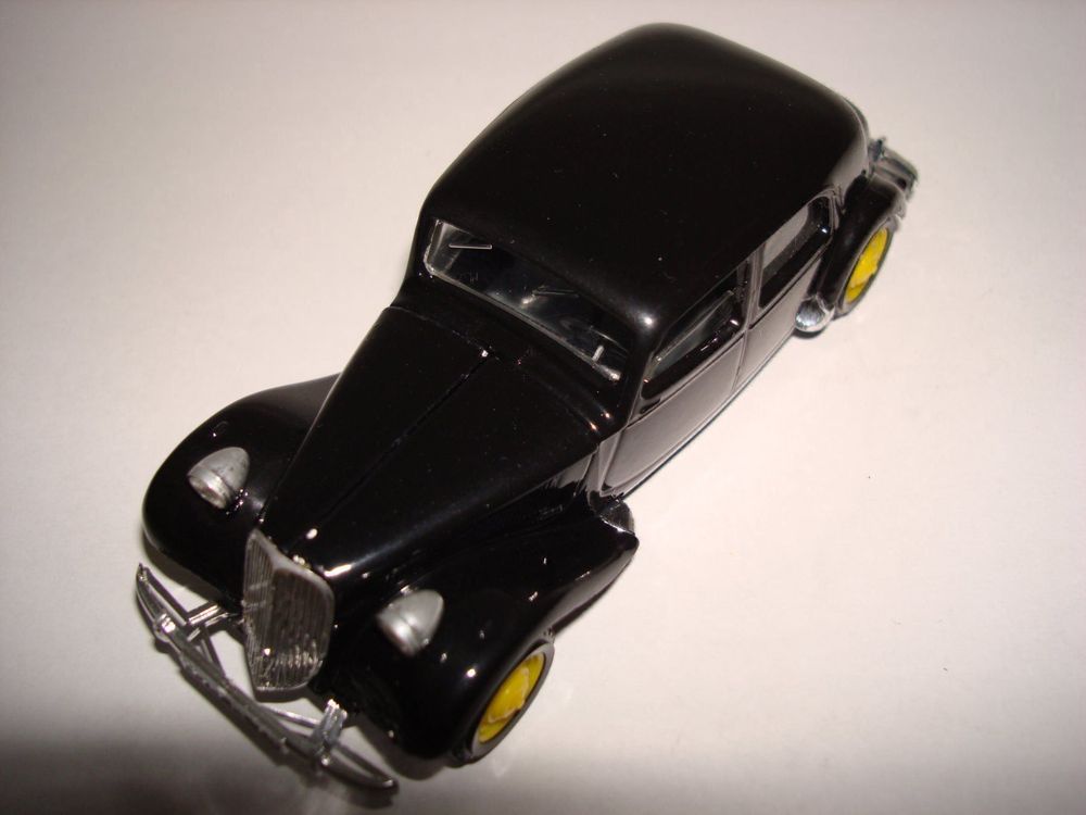 Voiture De Collection Citroën 15 Six - Solido 1/43 - Noire - Occasion Bon état
