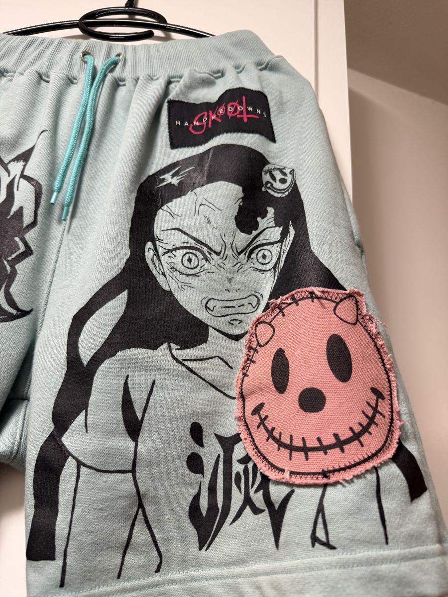 Pantaloni: Problemboy Demon Slayer shorts – Usato da Zürich venduto da ya66in 1