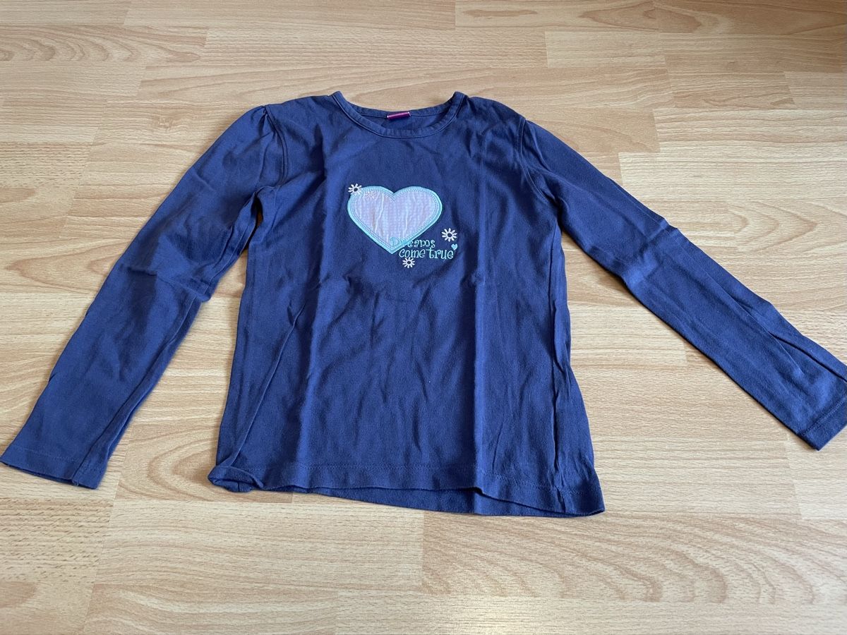 Lotti & Set di vestiti: Mädchen Kleiderpracht Gr. 128 – Usato da Chur venduto da Tsambiko 6