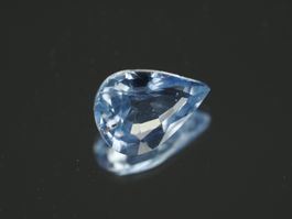 Natural (No Heat) Sapphire 0.77ct Blue - Incl Certificate