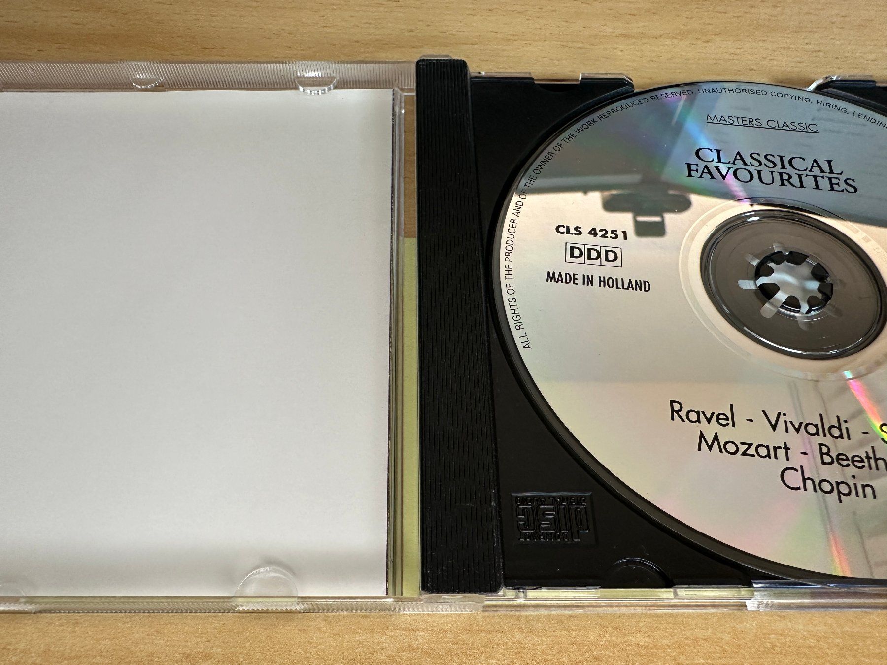CD: Various – Classical Favourites – Usato da Rikon im Tösstal venduto da Alpenmutz 2